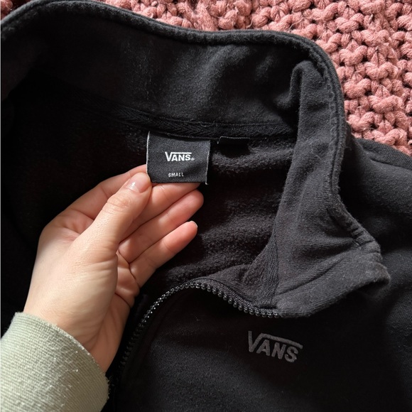 Cropped black vans zip up - Picture 3 of 4